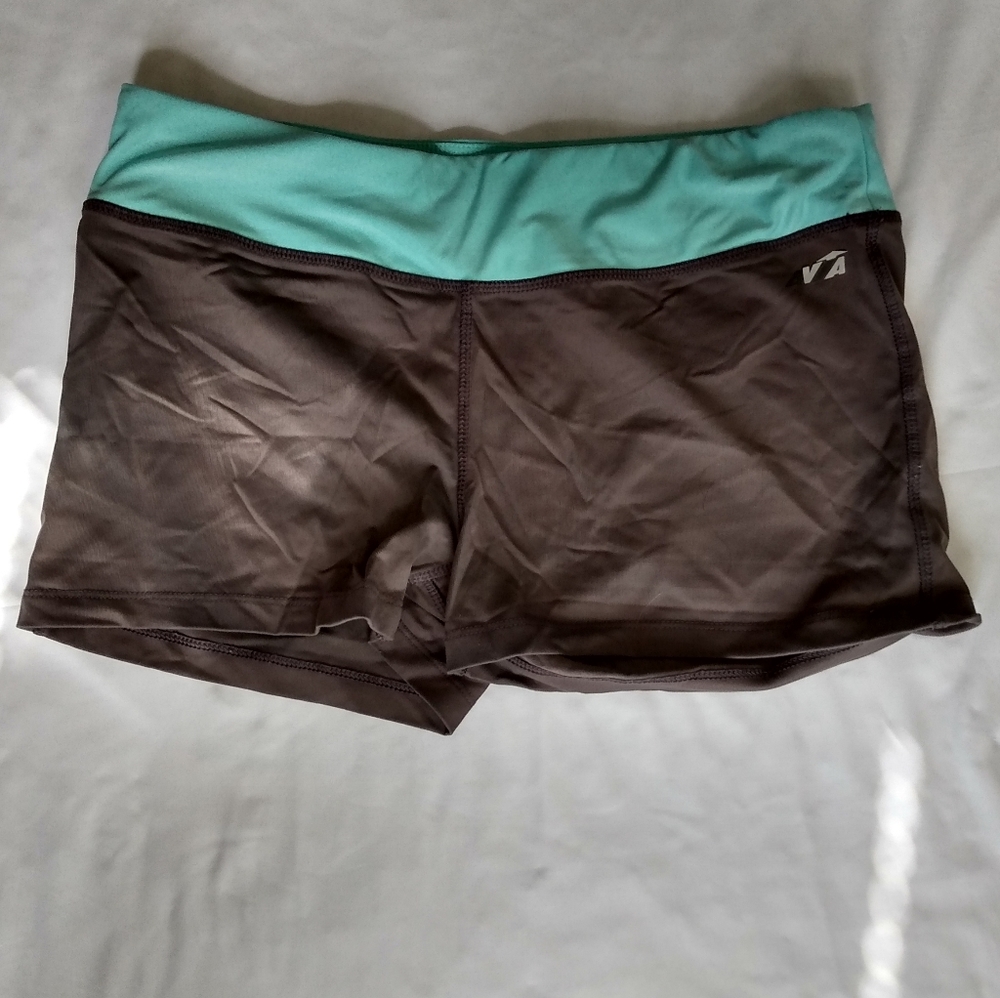 Athletic shorts